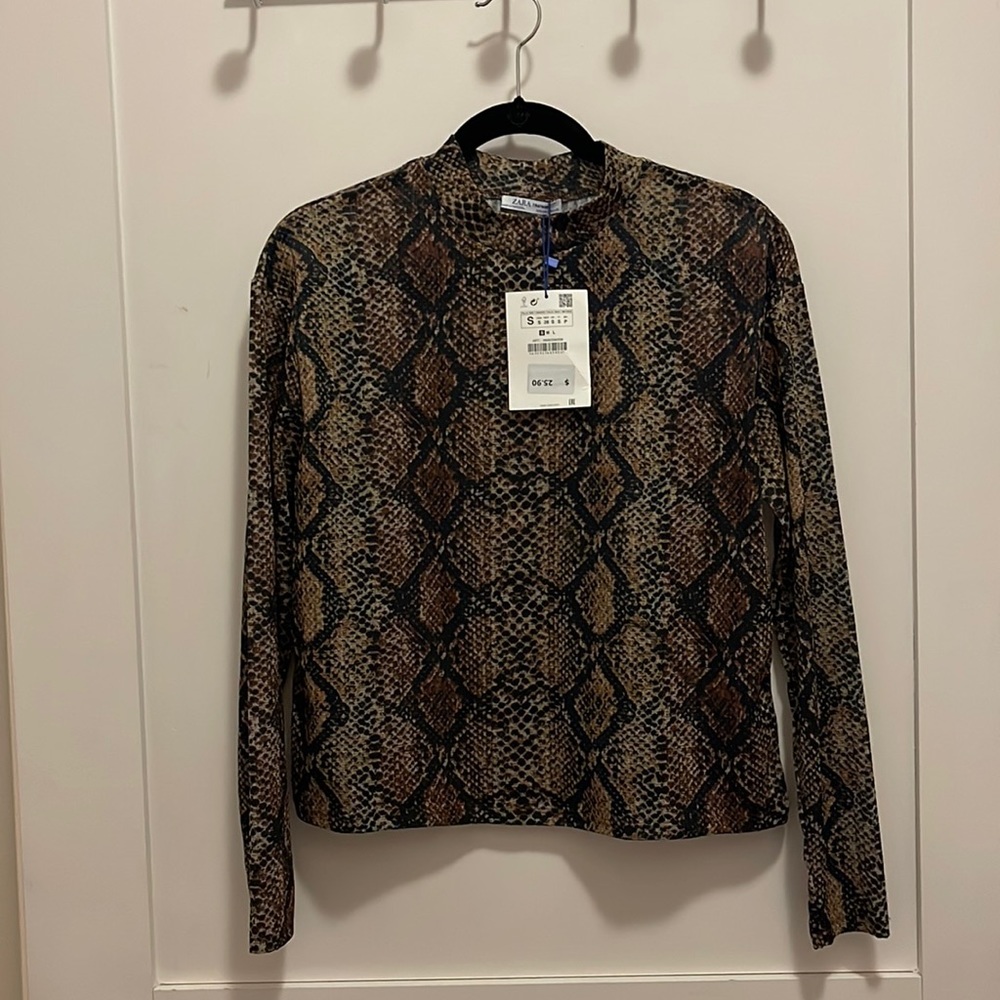 ZARA - Mock Neck Snake Print Top